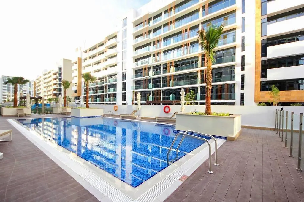 Apartment Brand New Studio Near Downtown Dubai