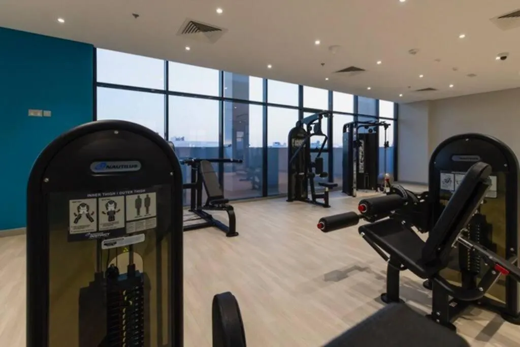Brand New Studio Near Downtown Dubai 0*,